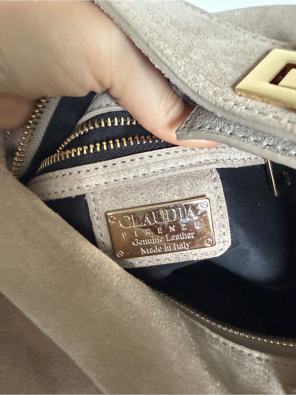 Claudia Firenze Brown Suede Hobo Crossbody Bag - Picture 2 of 4